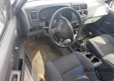 2001 Nissan Frontier King Cab Xe из США, поврежденный, VIN 1N6DD26S81C355165